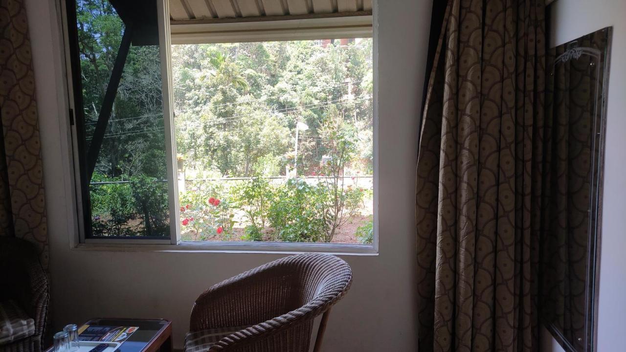 Sri Venkateshwara Residency Hotell Madikeri Eksteriør bilde