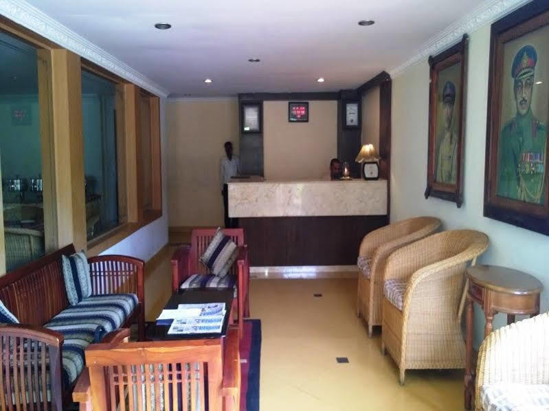 Sri Venkateshwara Residency Hotell Madikeri Eksteriør bilde